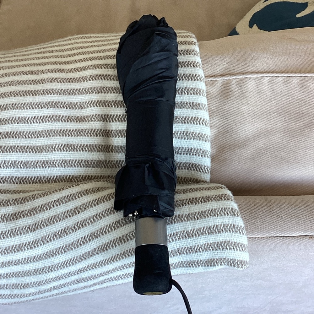 totes Black Handle Umbrella